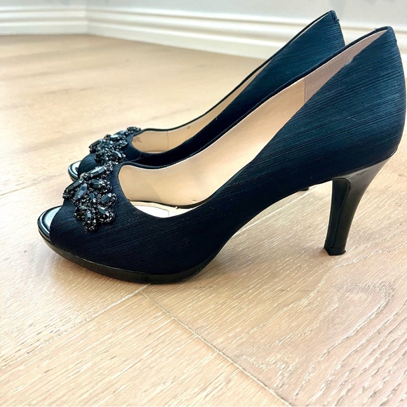 Alex Marie Shoes - Stunning dressy black heels size 7